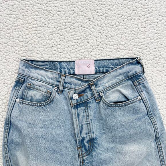 Revice Asymmetrical Crossover Jeans - Picture 5 of 9